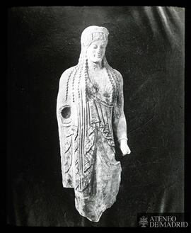 
Atenas (Grecia). Museo de la  Acrópolis. Estatua Korai

