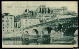 Tarjeta postal de vista panorámica del Puente de Piedra y el Castillo San Pietro de Verona con ca...