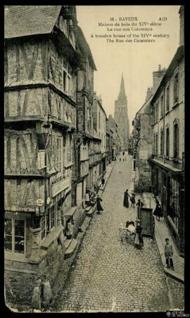 Tarjeta postal de vista exterior de casas de madera del siglo XIV en la rue des Cuisiniers de Bayeux
