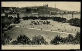 Tarjeta postal de vista de conjunto de la Place Bellecour en Lyon editada por Lévy Fils et Cie. e...