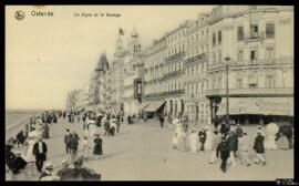 Tarjeta postal de escena costumbrista urbana en la Digue à la Mer de Ostende junto a la Bodega de...