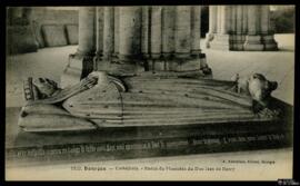 Tarjeta postal de la estatua fúnebre del Mausoleo del Duque Jean de Berry en la Catedral de Bourg...