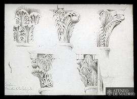 
Detalles de la decoración de los capiteles del Claustro de la Colegiata de Soria.
