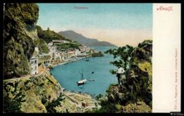 Tarjeta postal a color de vista panorámica de Amalfi editada por E. Ragozino en la Tienda de arte...