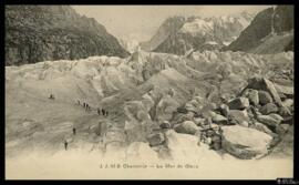 Tarjeta postal de vista del paisaje y alpinistas en el glaciar de la Mer de Glace en Chamonix-Mon...