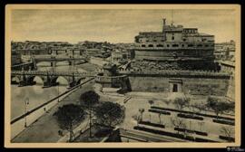 Tarjeta postal de vista panorámica del Castillo de Sant'Angelo y el Puente del mismo nombre de Ro...