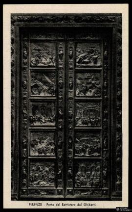 Tarjeta postal de detalle del portal del Baptisterio de Florencia, conocido como Puerta del Paraí...