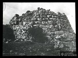 Torre Nova de Locano (Menorca). Talayot de dos pisos