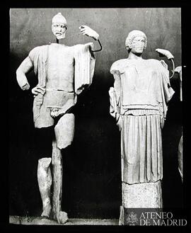 
Museo de Olimpia. Oinomaos y Sterope, Ostgiebel, [figuras de Pelops y Esterope] del frontón orie...