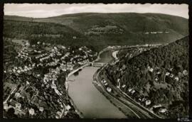 Tarjeta postal de vista aérea del Río Neckar con Heidelberg y Schlierbach