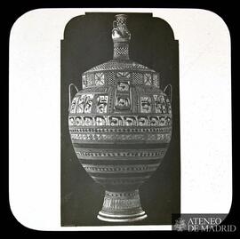 
Museo Metropolitano de Nueva York. Grabvase aus Curium (Cesnola) [Vaso de estilo geométrico del ...