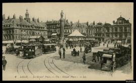 Tarjeta postal de escena costumbrista urbana en la Grand’Place de Lila editada por Lévy Fils et C...