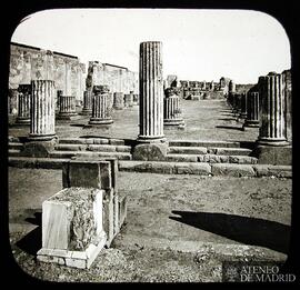 19850 / 7641. Pompeya. La Basílica