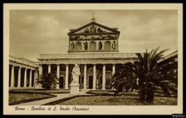 Tarjeta postal de vista exterior de la fachada principal de la Basílica de San Pablo Extramuros d...