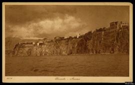 Tarjeta postal de vista del paisaje de la Bahia de Marina Grande en Sorrento editada por L. & L.