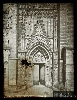
Puerta del Baptisterio de la Catedral de Sevilla
