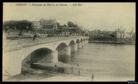 Tarjeta postal de vista panorámica del Puente y el Château-Gaillard de Amboise editada por Neurde...