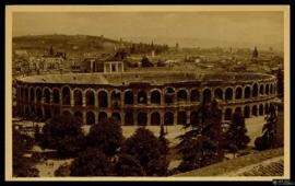Tarjeta postal de vista general de la Arena de Verona editada por Vittorio Tosi Verona.