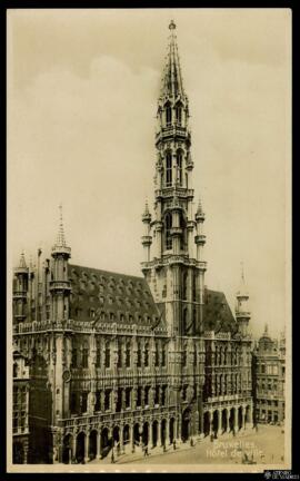 Tarjeta postal de vista exterior del Ayuntamiento de Bruselas