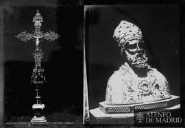 Crucifijo / Busto de obispo