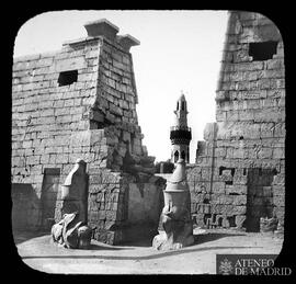 
Estatuas de Ramsés en Luxor
