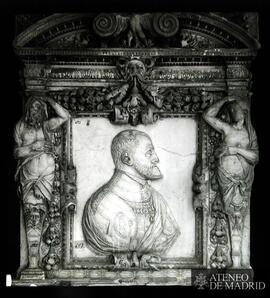 Madrid. Museo de Prado. Leone y Pompeo Leoni. Relieve en marmol del Emperador Carlos V