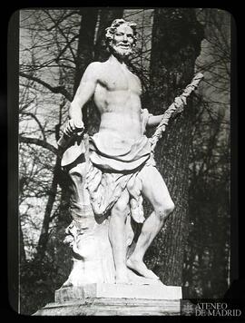 13.Fremin, René:  Escultura de ¿Hércules? en los Jardines del Real Sitio de San Ildefonso