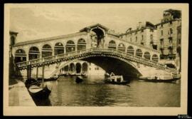 Tarjeta postal del Ponte di Rialto de Venevia esitada por S. Marco A. T. V.