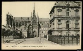 Tarjeta postal de vista exterior de la Catedral y el Palacio de Justicia de Amiens editada por Lé...