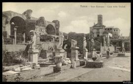 Tarjeta postal de las ruinas del Foro Romano y la Casa de las Vestales de Roma editada por la Lib...