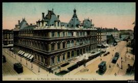 Tarjeta postal a color de vista exterior de la Place des Cordeliers y el Palacio de la Bolsa o Pa...