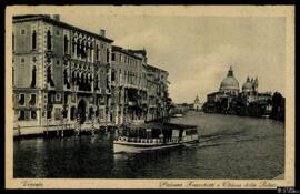 Tarjeta postal de vista del Palazzo Cavalli-Franchetti y la  Basílica de Santa Maria della Salute...