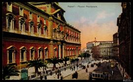 Tarjeta postal a color de vista exterior del Museo Arqueológico Nacional de Nápoles editada por D...