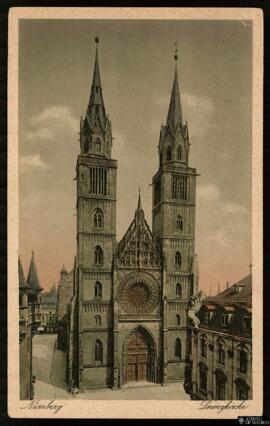 Tarjeta postal de vista exterior de la Lorenzkirche en Núremberg editada por el Cramers Kunstanstalt