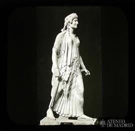 
Nápoles. Artemis aus Pompeji archaistisch. [Copia romana de estatua arcaica, conocida por la &qu...