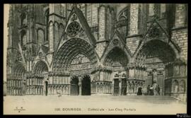 Tarjeta postal de vista exterior de los cinco portales de la fachada principal de la Catedral de ...