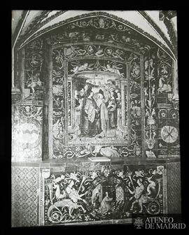 
Decoración del Oratorio de Isabel la Ctólica en el Alcazar de Sevilla. Representa la Visitación ...