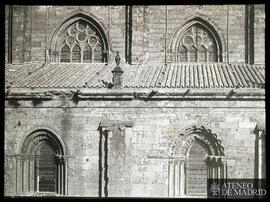 Detalle del exterior de la Catedral de Ciudad Rodrigo (Salamanca).