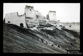 Ruinas en una colina