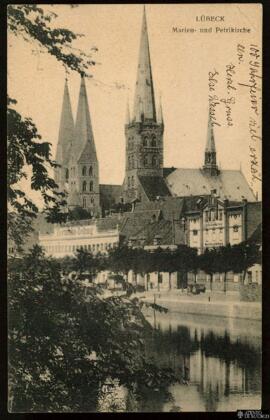 Tarjeta postal circulada de vista exterior de la Marien- und Petrikirche en Lübeck remitida a Mis...