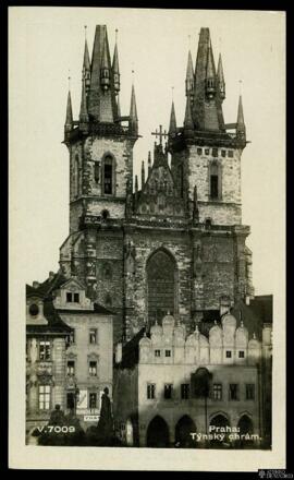 Tarjeta postal de vista exterior de la Iglesia de Nuestra Señora ante Týn o Týnský chrám en Praga...