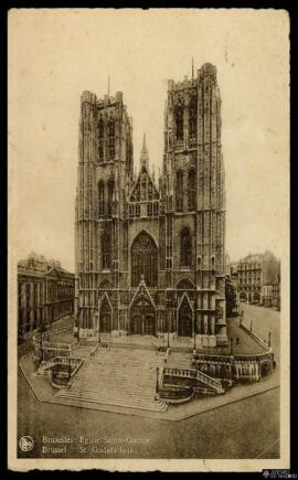 Tarjeta postal circulada de vista exterior de la fachada principal de la Catedral de San Miguel y...