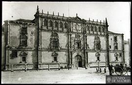 
Alcalá de Henares (Madrid). Fachada de la Universidad, obra de Gil de Hontañón (construida entre...