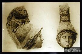 Denia (Alicante). Cabeza de la diosa Minerva (perfil y frente)