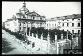 
Vista general de las Salesas Reales, desde la calle Bárbara de Braganza  de Madrid. (h. 1880)
