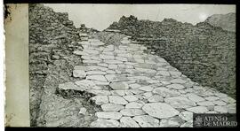 Calzada y muralla de Troya