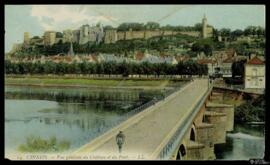 Tarjeta postal a color de vista general del Puente y el Castillo de Chinon editada por Lévy Fils ...