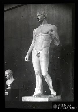 Museo de Nápoles. Doriforo (joven lancero), de Policleto