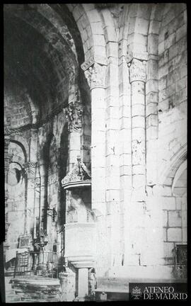 Interior de la nave de la iglesia de San Quirce de Burgos.