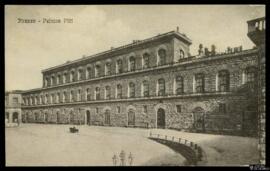 Tarjeta postal de vista exterior del Palacio Pitti de Florencia editada por S. T. A.